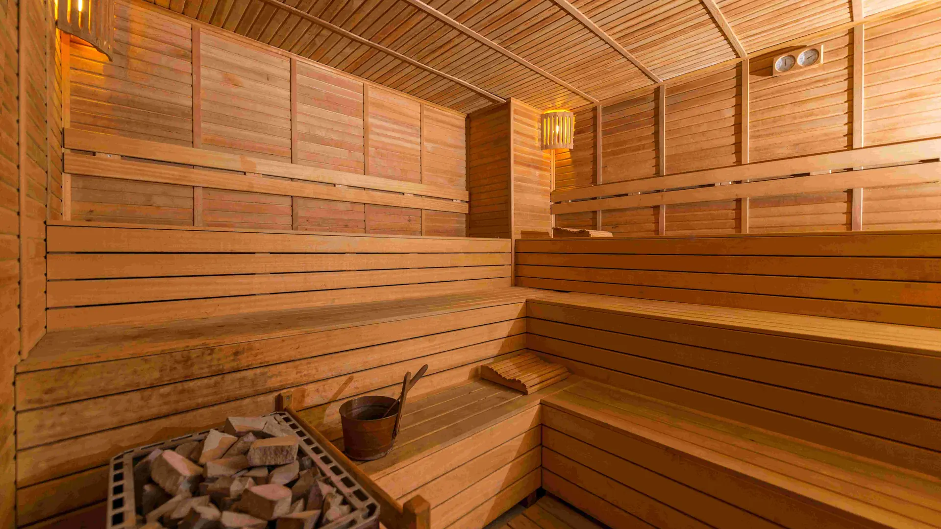 Sauna & Dampfbad